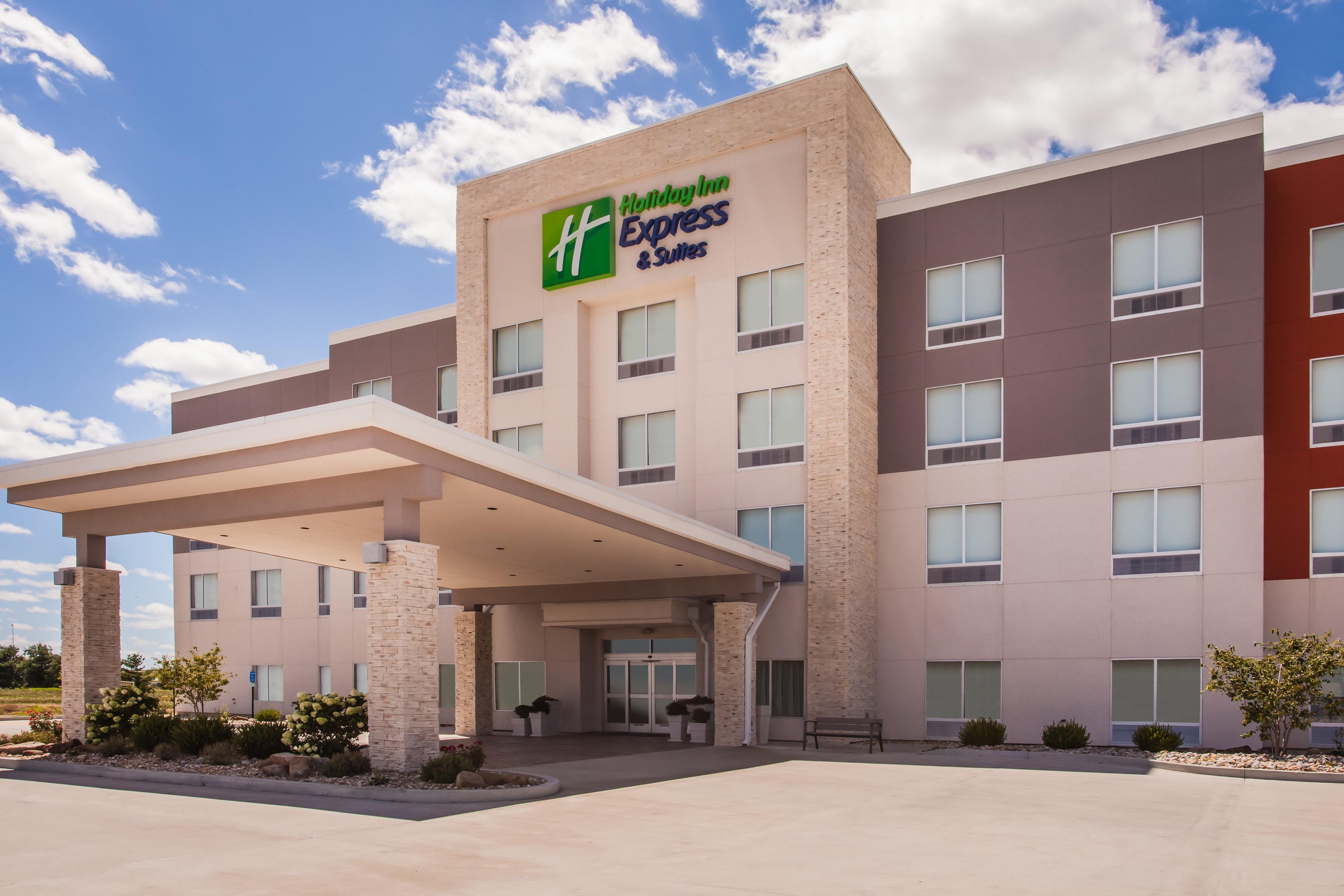 Holiday Inn Express & Suites Litchfield By Ihg Exterior foto
