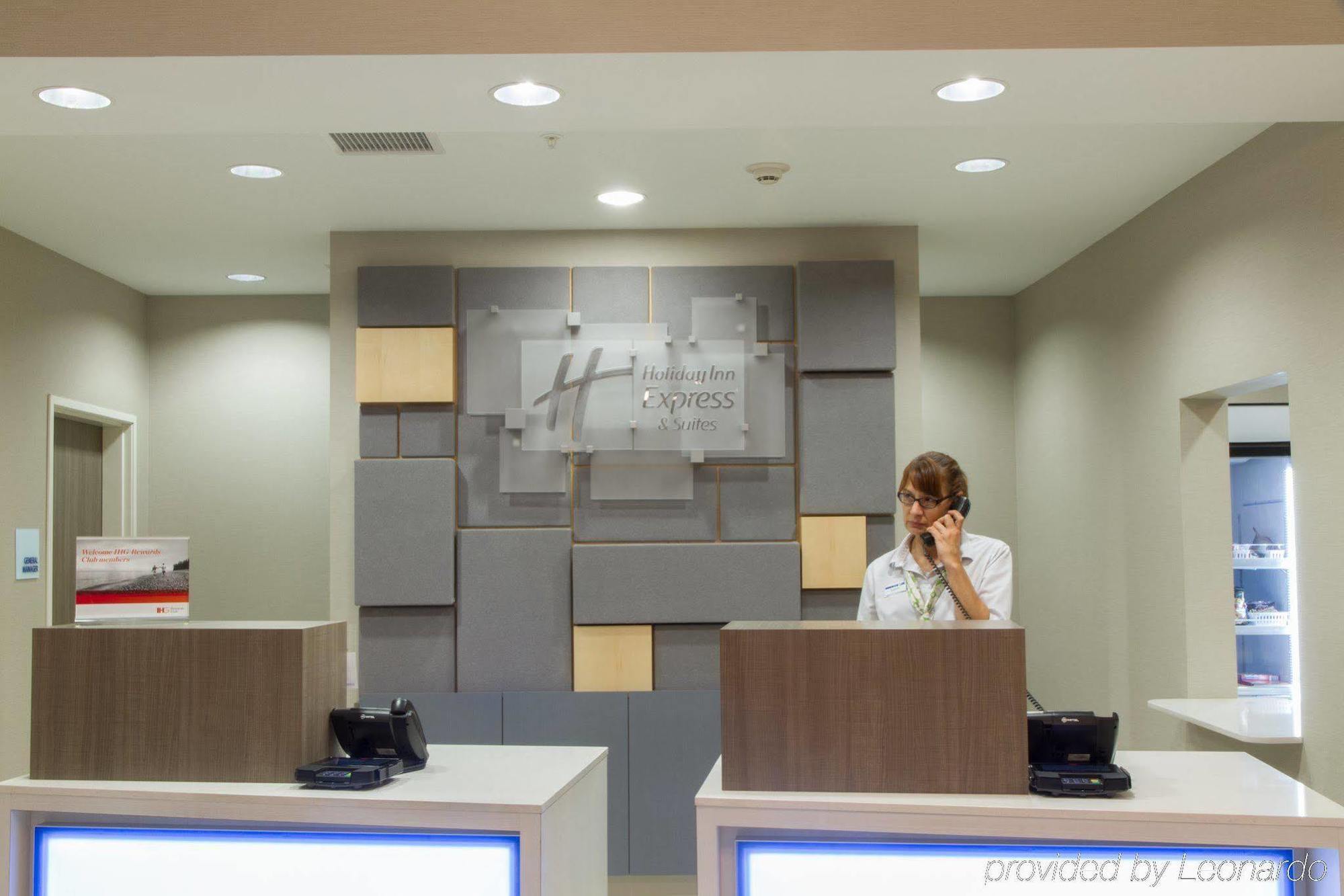 Holiday Inn Express & Suites Litchfield By Ihg Exterior foto