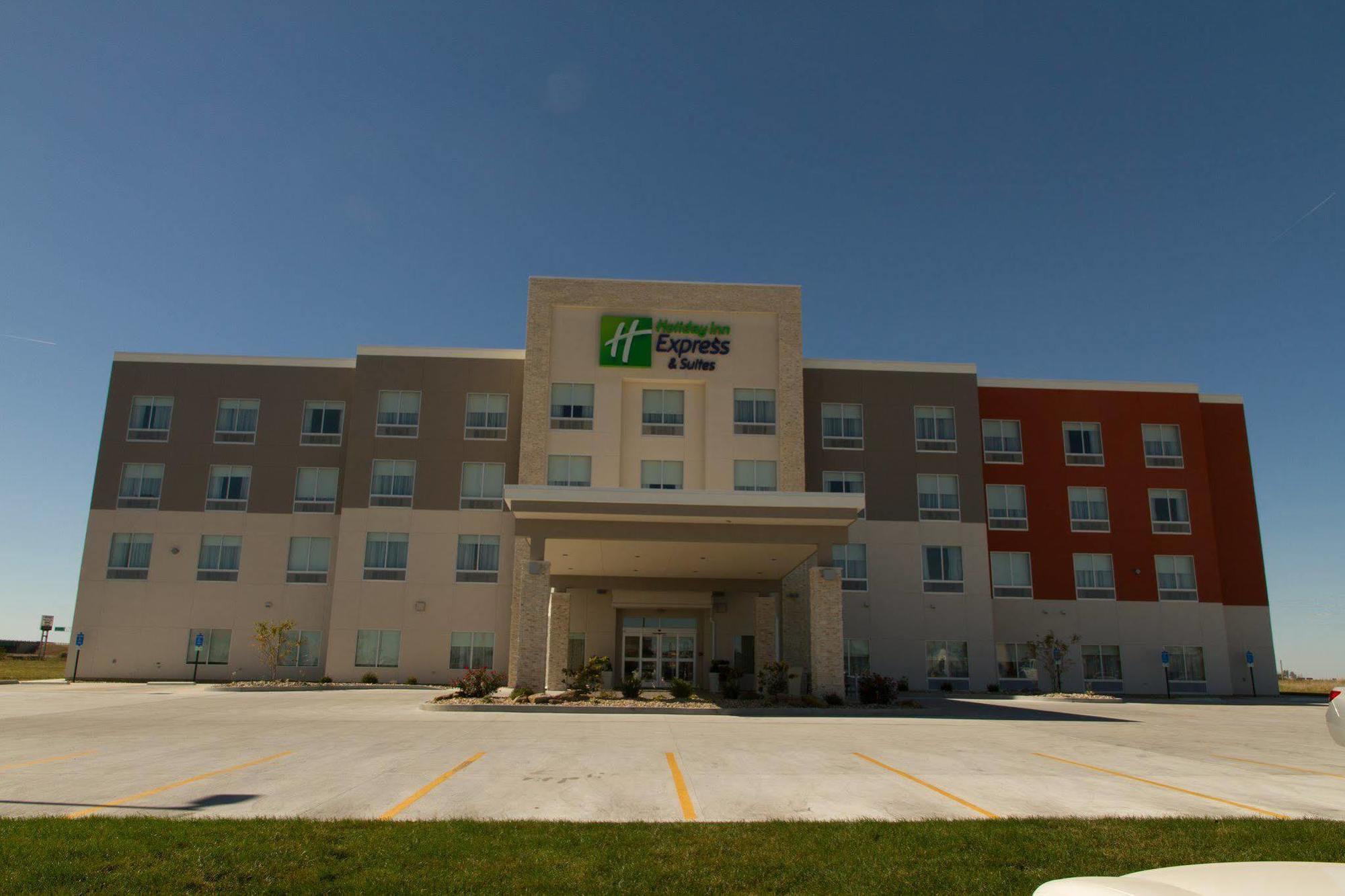 Holiday Inn Express & Suites Litchfield By Ihg Exterior foto